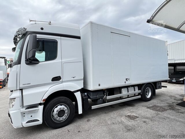 Samochód dostawczy Mercedes-Benz Actros 1836