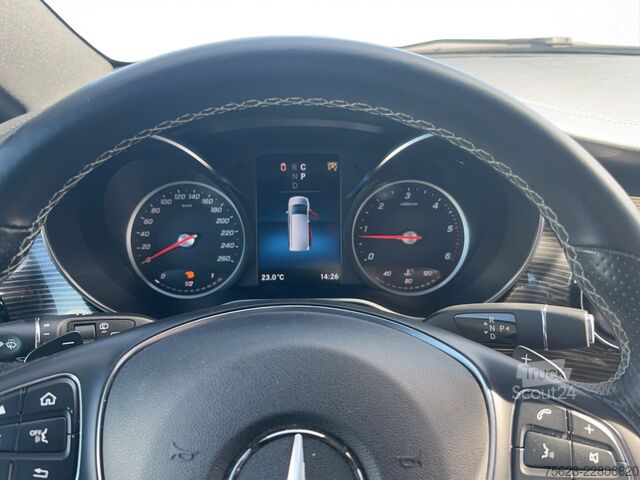 Mikroautobusas Mercedes-Benz V 300 d AVANTGARDE EDITION 4MATIC AMG Pano Sitzklima Standh. AHK