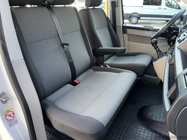 Personenbus VW Transporter Kombi 2.0 TDI L1H1 Incl btw 9-Perso...