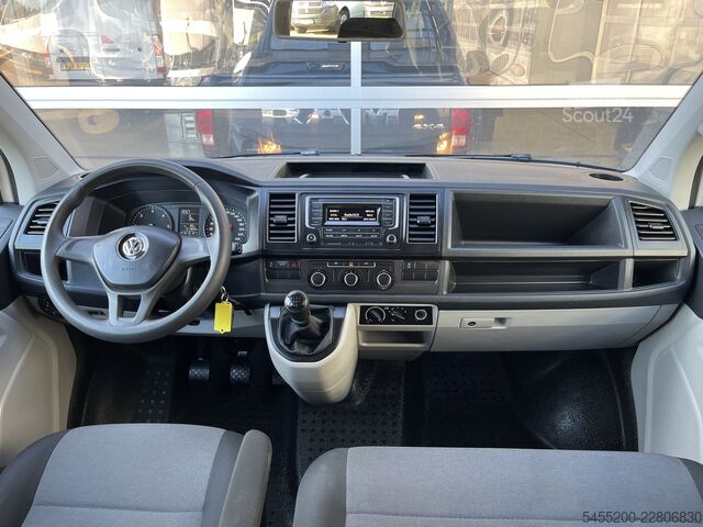 Personenbus VW Transporter Kombi 2.0 TDI L1H1 Incl btw 9-Perso...