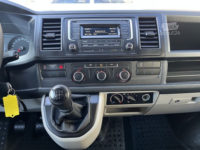 Personenbus VW Transporter Kombi 2.0 TDI L1H1 Incl btw 9-Perso...