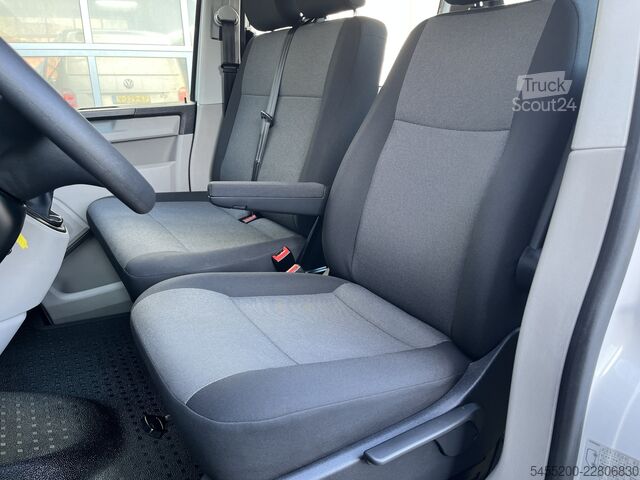 Personenbus VW Transporter Kombi 2.0 TDI L1H1 Incl btw 9-Perso...