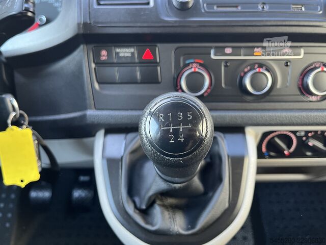 Personenbus VW Transporter Kombi 2.0 TDI L1H1 Incl btw 9-Perso...