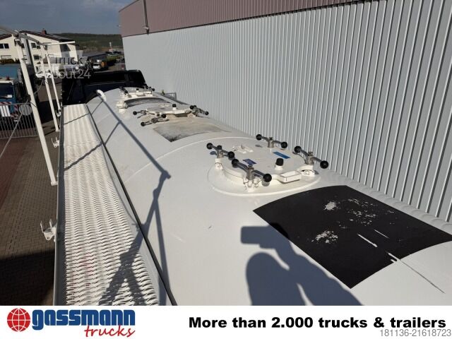 Silo semitrailer Kässbohrer SSL 35/2 ca. 35m³