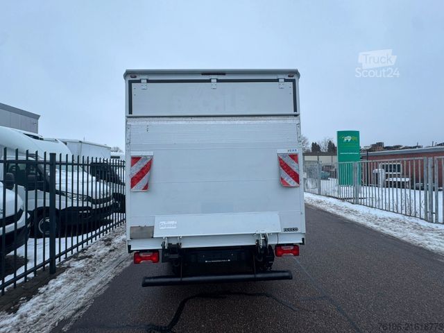 شاحنة صندوقية IVECO Daily 35S16 Koffer mit Ladebordwand *Klima-aut.*