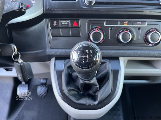 Platformslastbil med kran VW Transporter 2.0 TDI L2H1 DC Openlaadbak Pick-up...