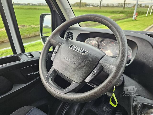 Tipper IVECO DAILY 35C14  Kipper Kist!