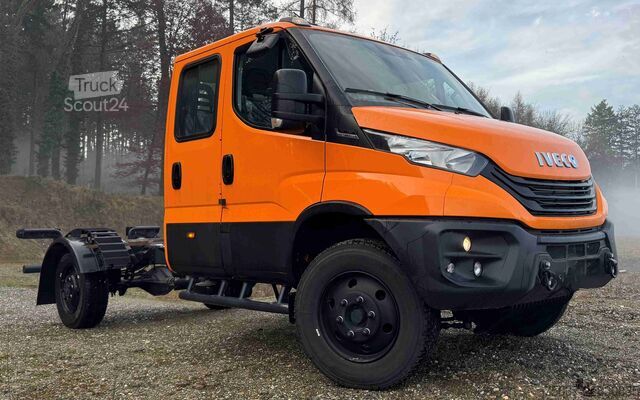Viešosios paskirties transporto priemonė Iveco DAILY 70 S 18H A8 DoKa 4x4 WX GV5*