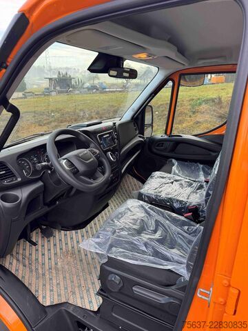 Viešosios paskirties transporto priemonė Iveco DAILY 70 S 18H A8 DoKa 4x4 WX GV5*