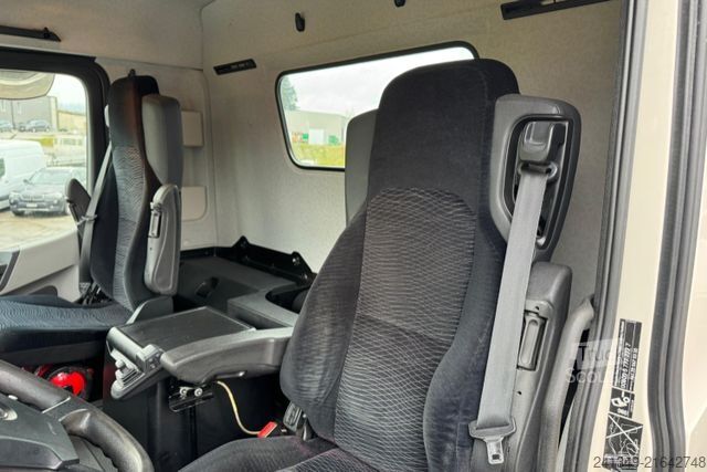 Roll-off tipper truck MERCEDES-BENZ Antos 2543 6x2 Hiab 21T