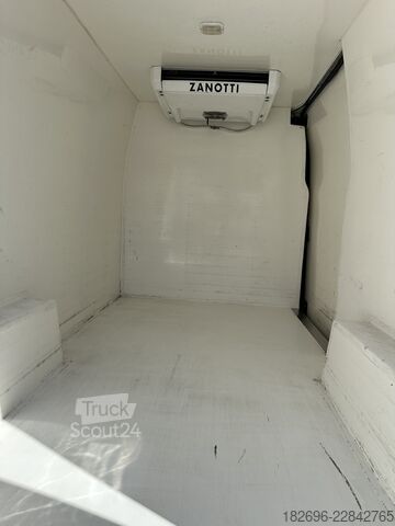 šaldytuvas furgonas Renault Master
