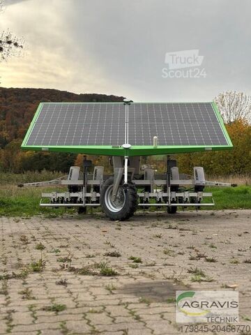 Traktor FarmDroid FD20