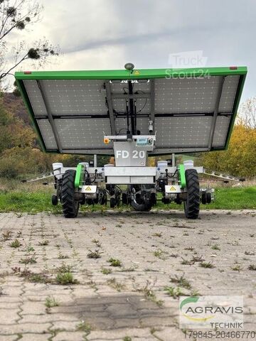 Traktor FarmDroid FD20