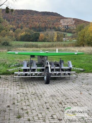 Traktor FarmDroid FD20