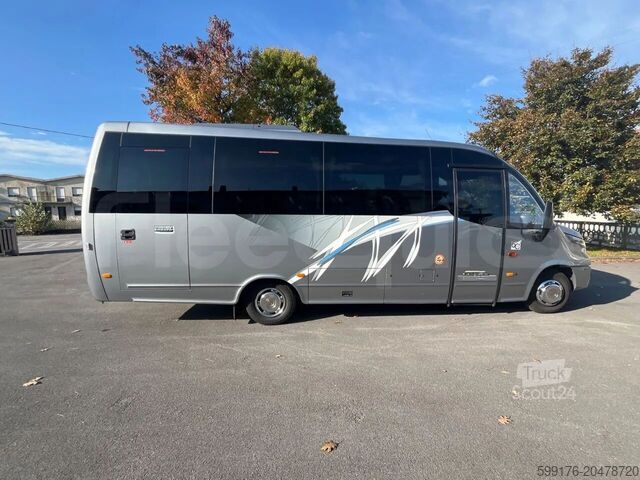 Yolcu taşımacılığı Indcar Wing