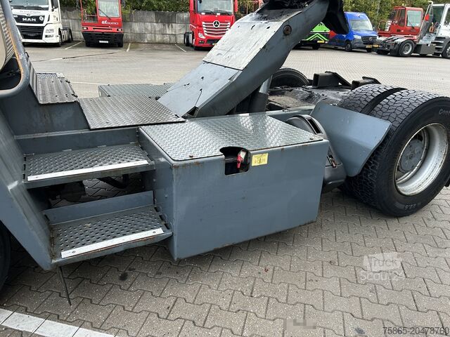 Standaard-SZM Terberg YT 182 Terminal Tractor / Allison - Cummins