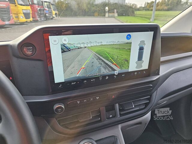 Kombi s vysokou strechou FORD TRANSIT CUSTOM 2.0 L2H1 Navi LED!