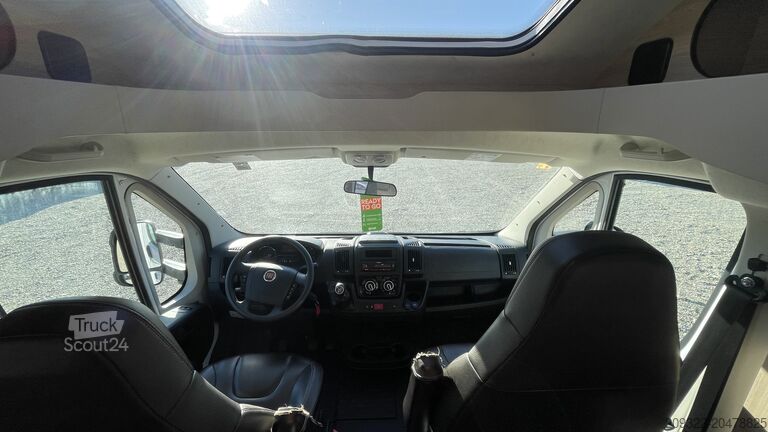 Semi-integrated motorhome Fiat Ducato Carasuite 650 MF 5 | 5 Posti Letto | Semintegrato