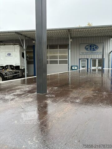 Caisse mobile ouverte Krone Plattform 7,82m mit Steckrungen mittig