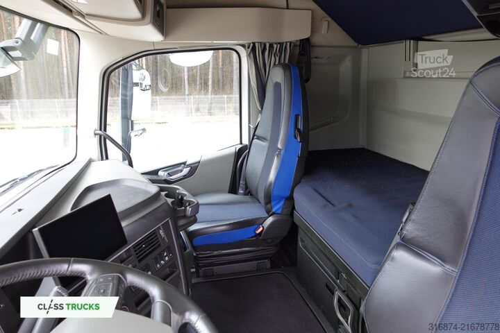 Standard tractor unit VOLVO FH 460 Globetrotter XL i-Save