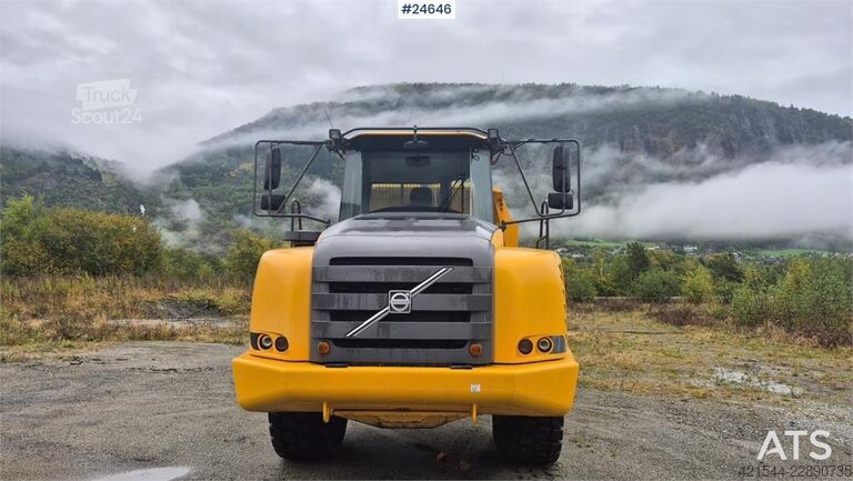 Dumpbil Volvo A25E Dumper with White Plates