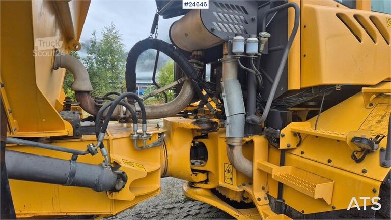 Dumpbil Volvo A25E Dumper with White Plates