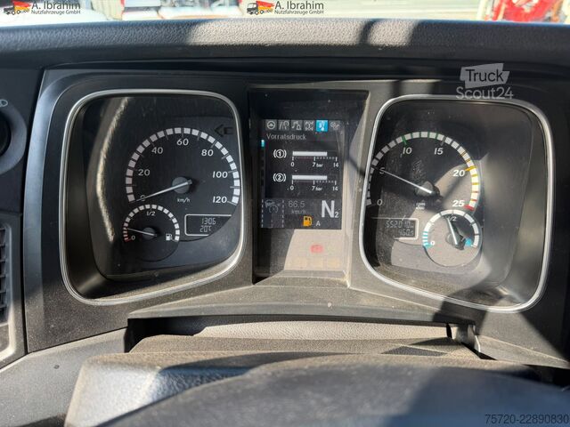 Volymdragbil Mercedes-Benz Actros 1842 Retarder Euro 6 Original Kilometer 4x2
