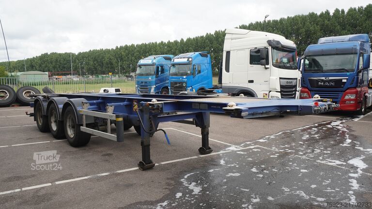 Prevoz zabojnikov Burg 30 ft container transport trailer