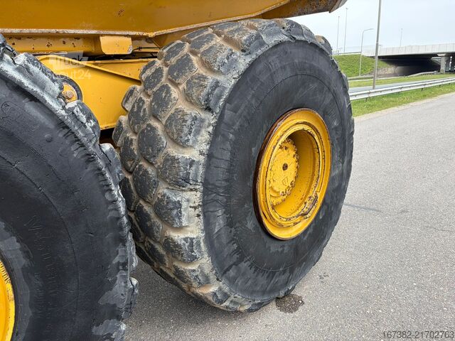 Camion basculant Caterpillar 745C