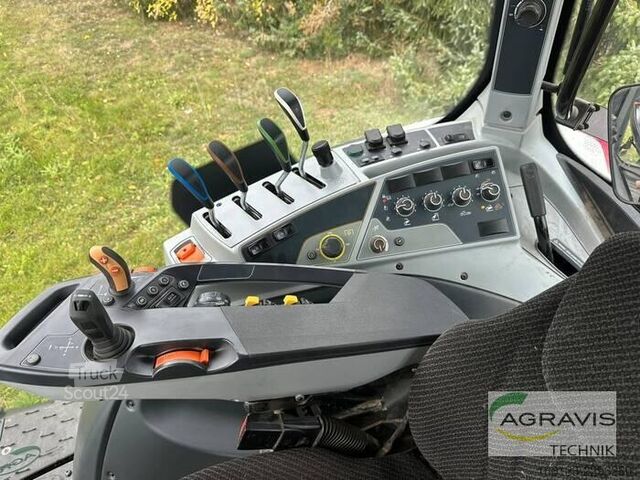 Trator Valtra T 175 EA