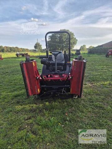 Cortadora de relva Toro LT-F 3000-4WD