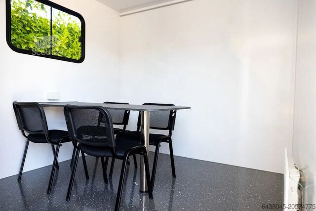 Gradbena prikolica/kontejner GL4200 z izplakovalnim WC-jem, avtonomna, Global Fliegenschmiedt Schaftwagen/werfkeet GL4200 met spoeltoilet Aut... Global Fliegenschmiedt