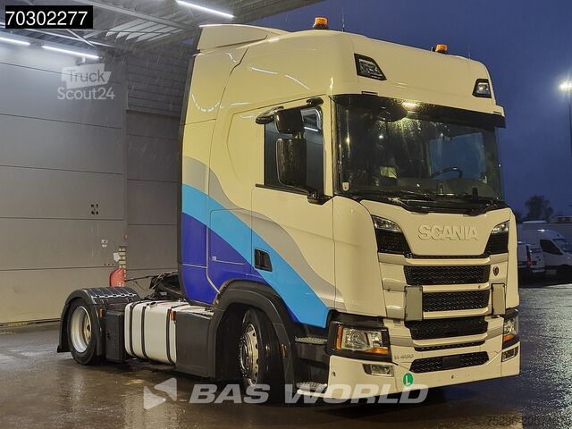 Volume tractor Scania R450 4X2 Mega Hebesattel Retarder 2x Tanks Stan...