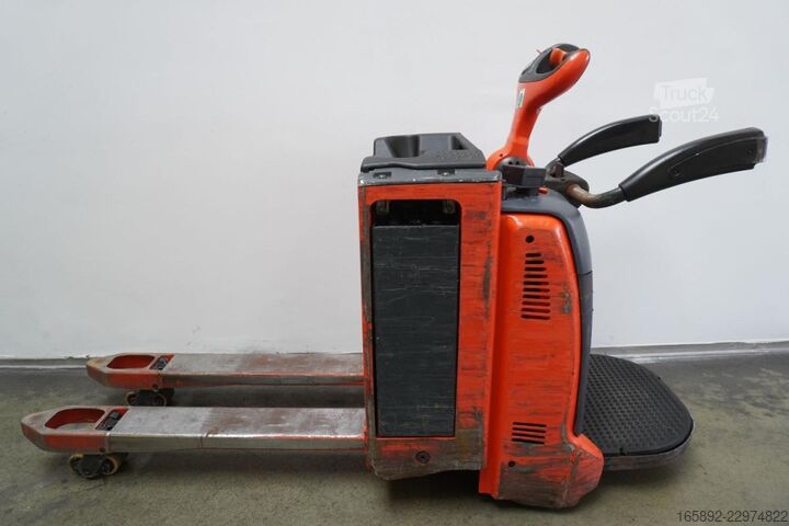Niederhubwagen mit Fahrerstand Linde T 20 AP 131