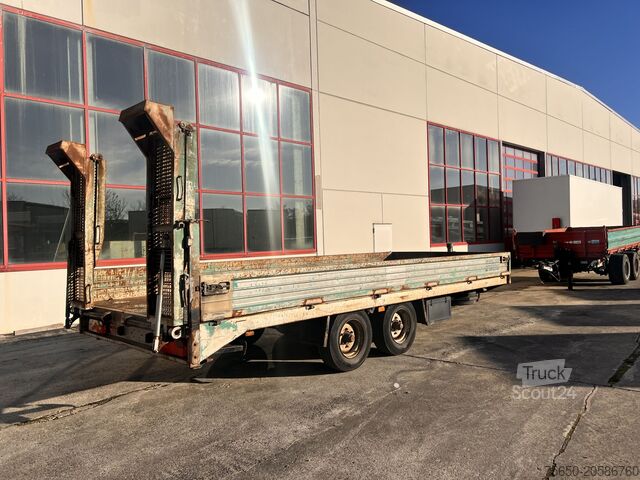 Žemagrindė platforma priekaba  tt  Tandemtieflader