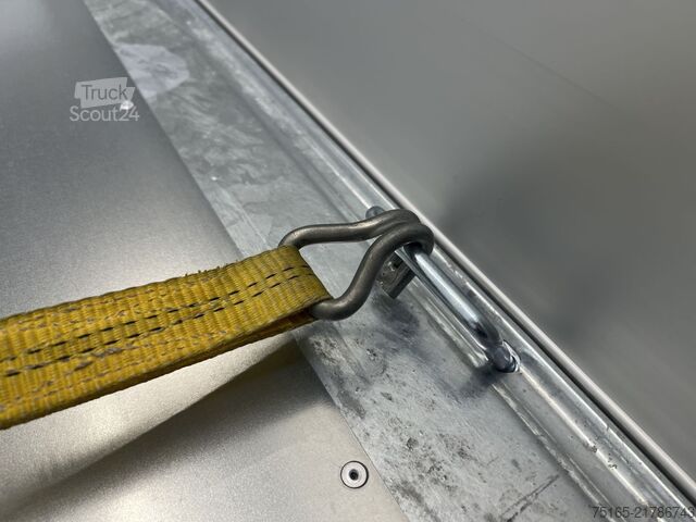 Самосвал EDUARD 3318-4-3O3-2763-P BWE Dreiseitenkipper