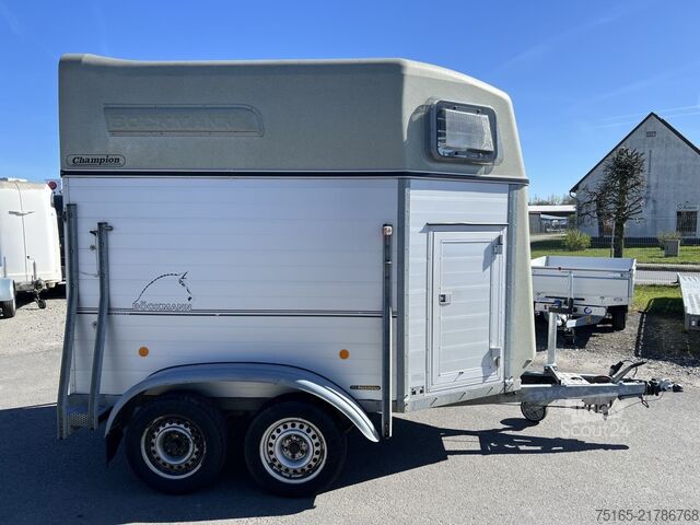 Pferdeanhänger Böckmann Champion R TKL Pferdeanhänger