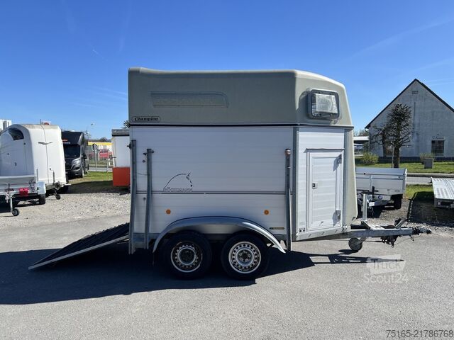 Pferdeanhänger Böckmann Champion R TKL Pferdeanhänger