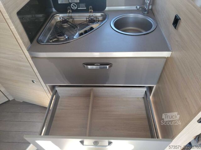 Autocaravană semi-integrată Fiat Ducato Carasuite 650 MF Teilintegriert | Voll ausgestattet