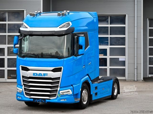 Vakio vetoauto DAF XG+ 530 FT