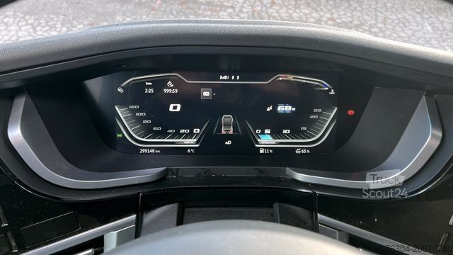 Standard tractor unit DAF XG+ 530 FT