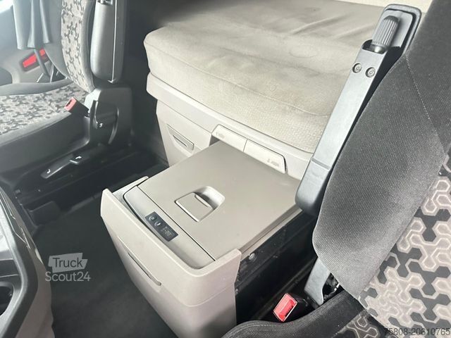 Standard tractor unit SCANIA S450 Retarder 1200 L Standklima