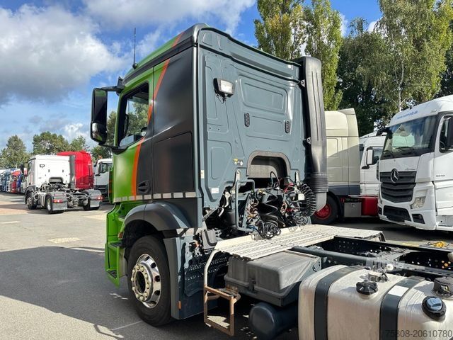 Standard SZM MERCEDES-BENZ Actros 1840 ADR FL/AT Safety Xenon PTO