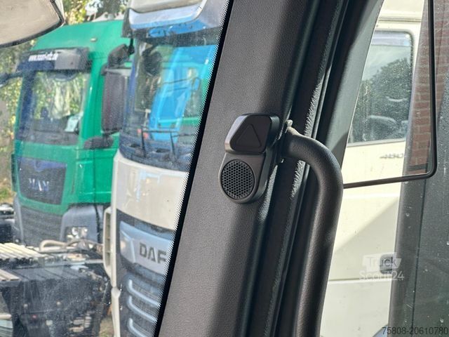 Standard SZM MERCEDES-BENZ Actros 1840 ADR FL/AT Safety Xenon PTO