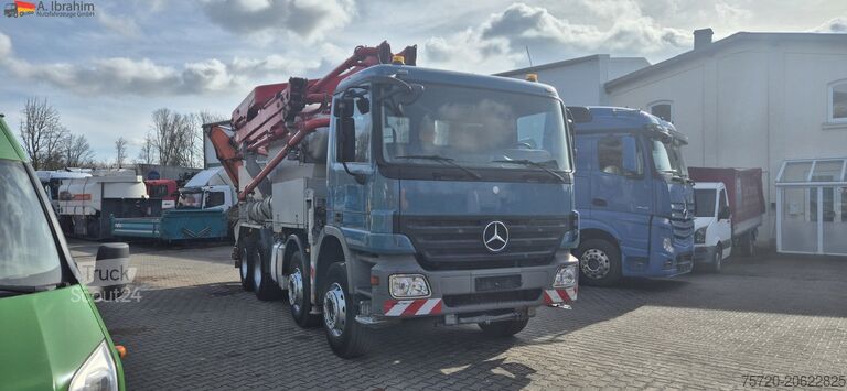 Betonpumpu sunkvežimis Mercedes-Benz 3241 PM 21-3   Liebherr 7 cbm PUMI Putzmeister Liebherr