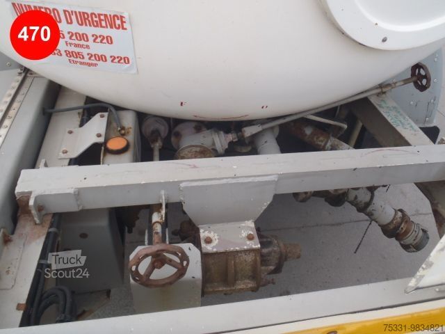 Tankauflieger  BITUMEN hazardous tank semi trailer