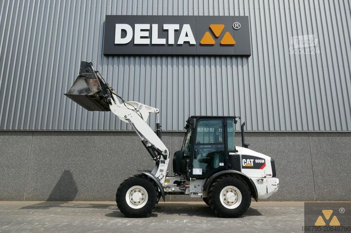 Chargeur sur roues Caterpillar 906M