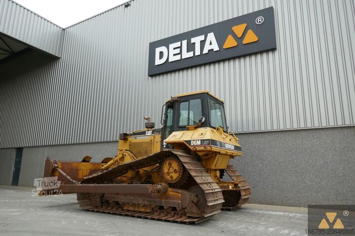 Trator de esteira Caterpillar D6M LGP