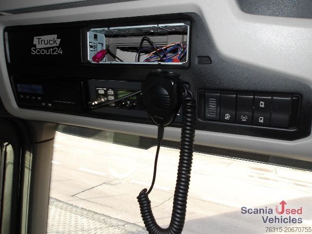 Tractora standard Scania R 460 NA - HYDRAULIK - HIGHLINE - 2x TANKs - ACC -