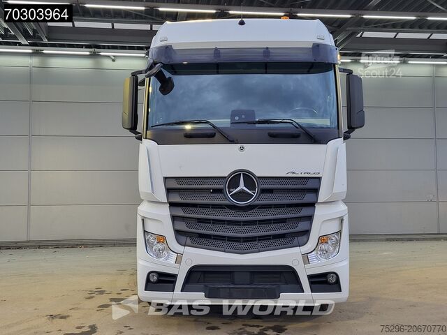 Standard tractor Mercedes Actros 1943 4X2 BigSpace Euro6